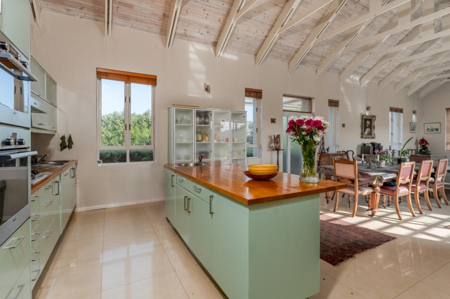 3 Bedroom Property for Sale in Lake Michelle Western Cape